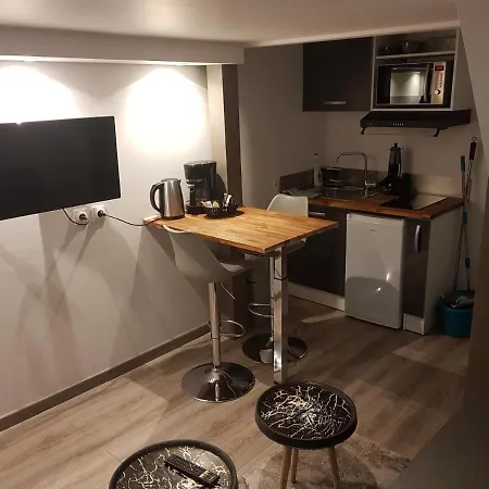 * Studio * L'escale Du Monde